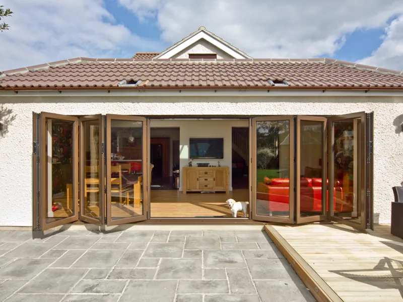 Bifold Archway